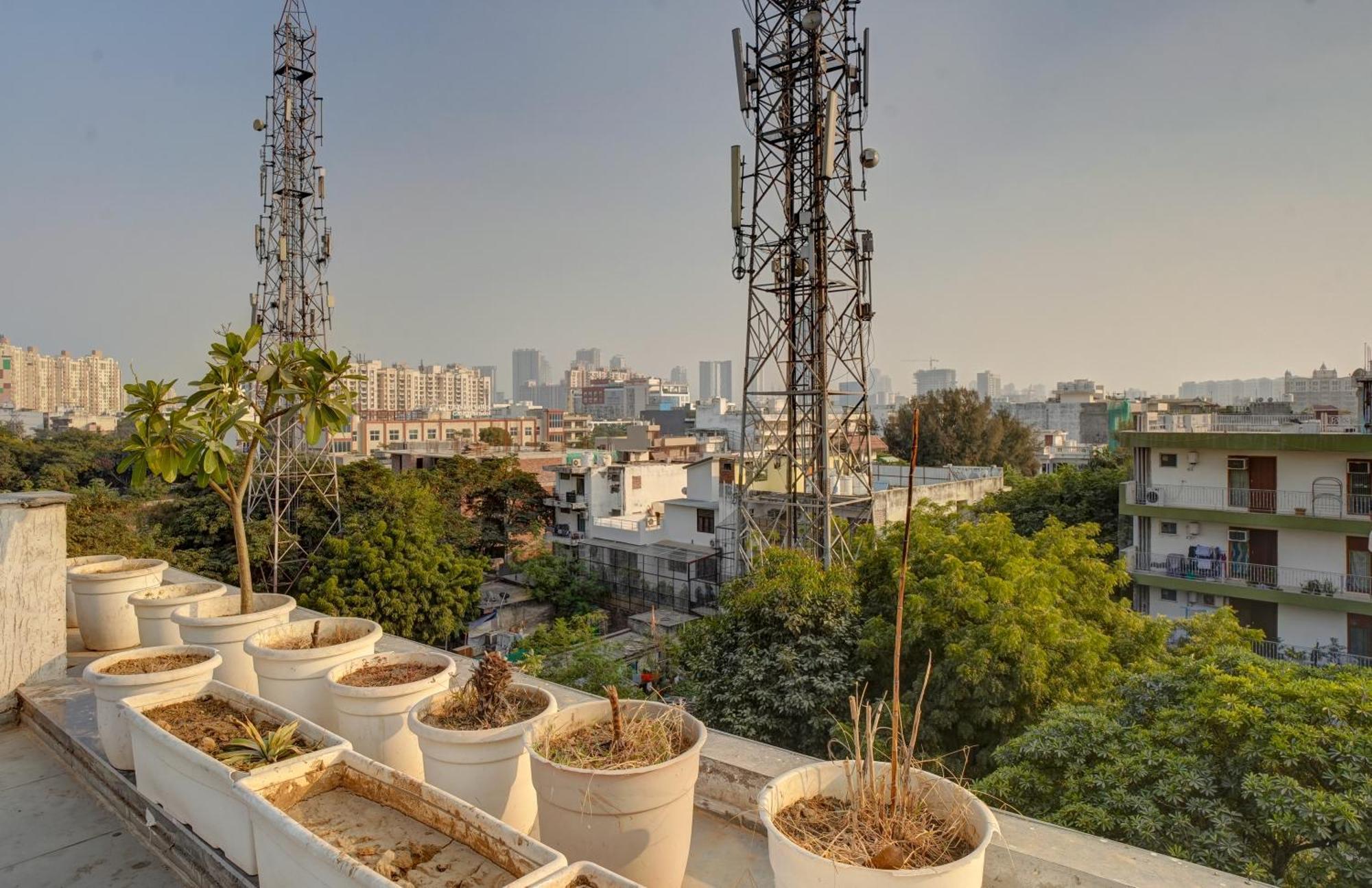 Rjk Stay - Sohna Road & Spaze It Park Gurgaon Exterior photo